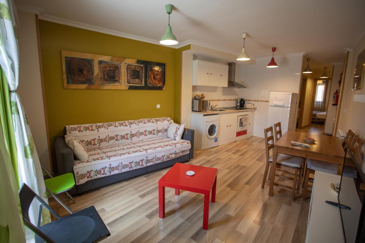 Apartamentos Rurales Romero Nohales المظهر الخارجي الصورة